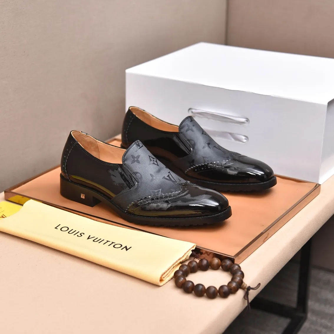 Men's shoes💰480📛📛【LOUIS VUITTON】(Quan Niu Li) Louis Vuitton 2023 official website synchronized new products👟Milan fashion catwalk style🇰🇾🇰🇾LV family logo, celebrity style, a must-have for fashionistas⚠️First layer calfskin➕cowhide lining➕Official website original version special outsole👞Number 38-44